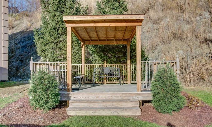 South Hills Hotel | Comfort Inn Pittsburgh Crafton