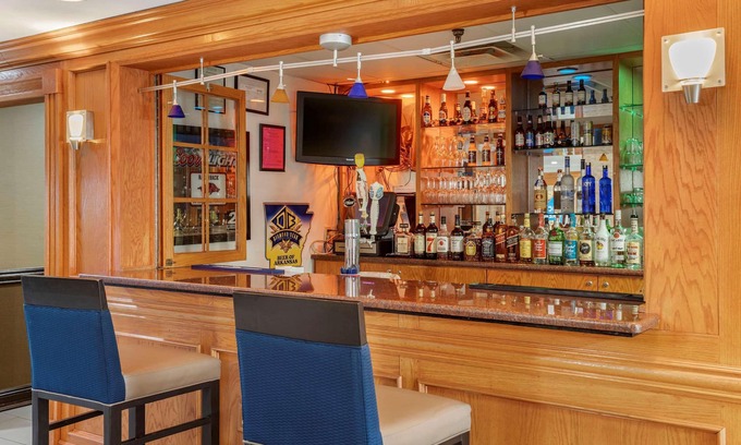 Downtown Little Rock Hotel | Comfort Inn & Suites Little Rock Airport