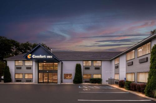 Traverse City Hotel | Comfort Inn Traverse City