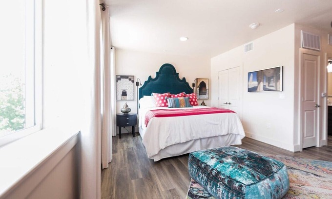 Kessler Hotel | Comfort Studio,1 King Bed 207