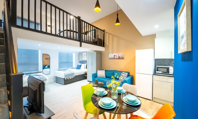 Portsmouth Apartment | Comfort-Suite-Ensuite-City Centre location