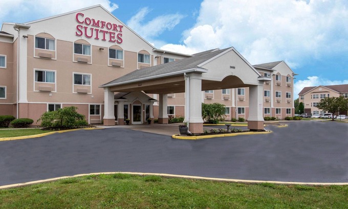 Rochester Hotel | Comfort Suites Rochester Henrietta University Area