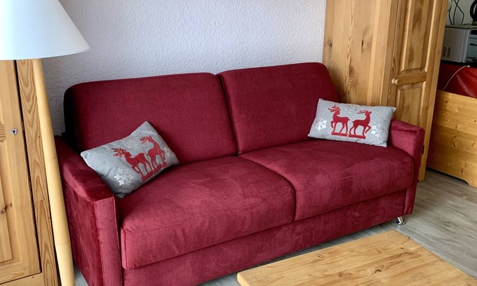 Les Deux Alpes Apartment | Comfortable, 32m2 apt. with south-facing balcony towards the Alpes' slopes