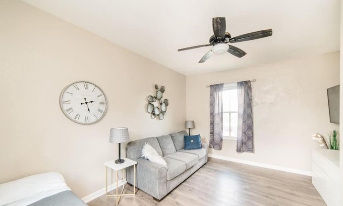 Manchester Apartment | Comfortable and Walkable - Off-Street Parking