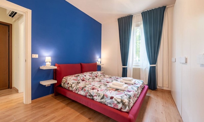 San Leonardo Apartment | Comfortable apartment located on the ground floor of a building. There are two steps at the entrance and a metal ramp to also transport disabled people.In 70 m2 of space it accommodates 6 people, with a double bedroom, one with two single beds and a sofa