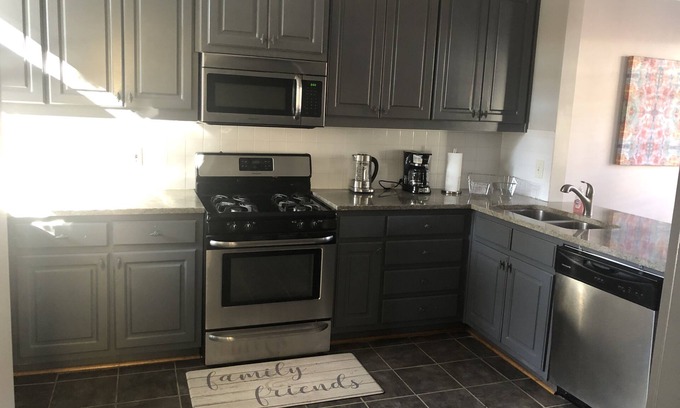 Lindbergh House | Comfortable Buckhead Townhome