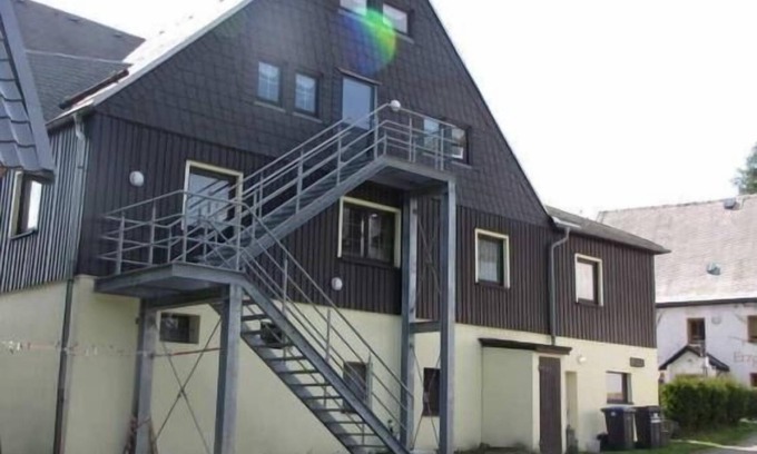 Deutschneudorf House | Comfortable house with a big professional kitchen, a big group room and an in-house bar