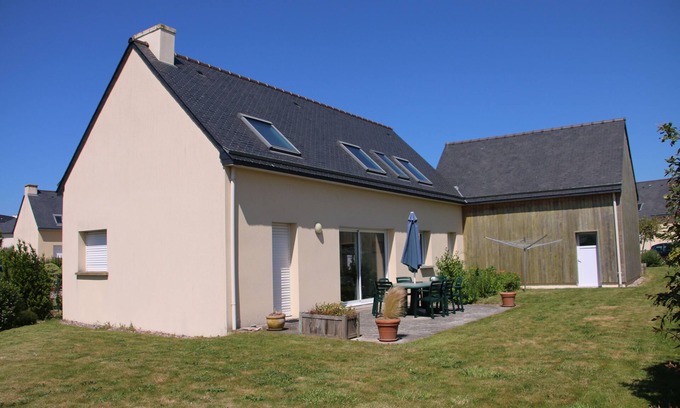 Pleherel-Plage-Vieux-Bourg House | Comfortable house in FREHEL, 900m from the beach