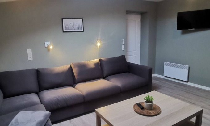 Gouville-sur-Mer House | Comfortable individual lodgings in a natural setting.