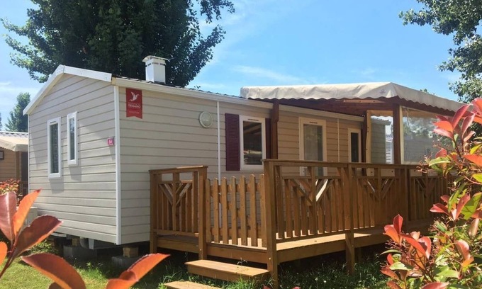 Condrieu House | Comfortable mobile home on the banks of the Viarhrôna, near LYON
