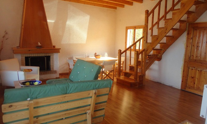 Kernitsa House | Comfortable mountain house near Punta beach, located 174 km from Athens airport