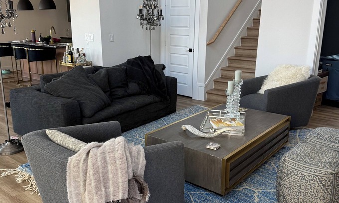 Austin House | Comfortable Retreat Seven Minutes From F1 & COTA