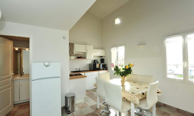 Giens Apartment | comfortable sea view apartment on the Giens peninsula facing porquerolles Hyères