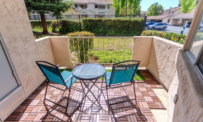 Livermore Condo | Comfy 1-bedroom condo with AC, WiFi in peaceful Livermore and close to labs!