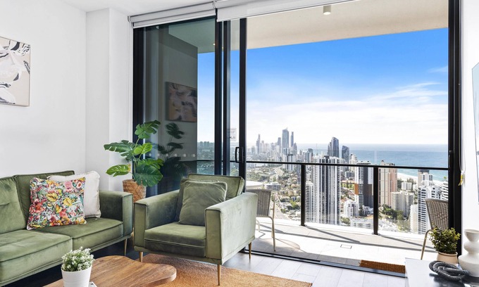 Broadbeach Apartment | Comfy 2 Bedroom Unit in Broadbeach (No Parking). STAR 14802 - 3N - NB
