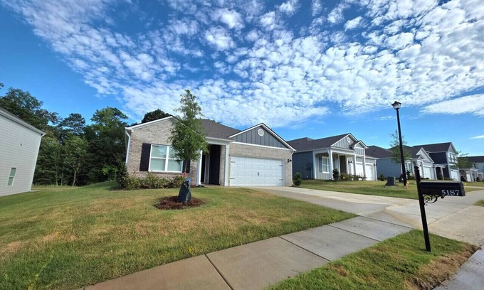 Bessemer House | Comfy 3BR/2BA Home near BMH