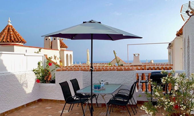 Mezquitilla Apartment | Comfy and cozy with rooftop terrace