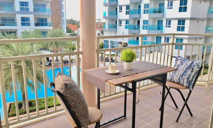 Kram Apartment | Comfy family beach front condo unit A307