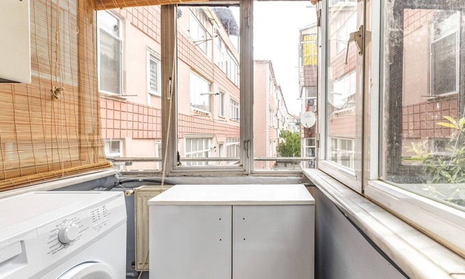 Fatih Apartment | Comfy Furnished Flat by Marmaray