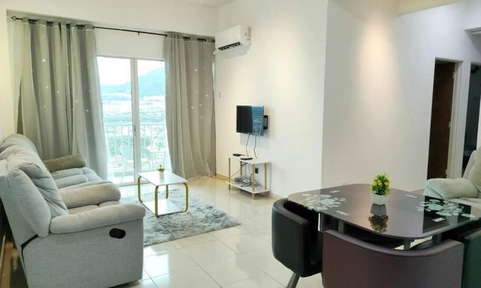 Bayan Lepas Apartment | Comfy Home Near to SPICE and USM