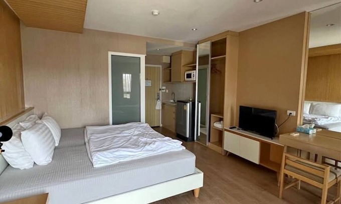 Hua Hin Condo | Comfy Studio 200m from the beach