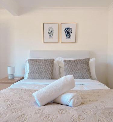 Sunnybank Hills House | Comfy unit near Garden City Westfield Street Parking