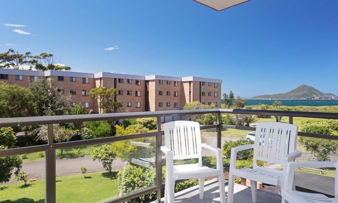 Nelson Bay Apartment | Commodore, 9/6 Intrepid Close - SO CLOSE TO THE WATERS EDGE