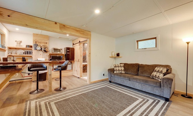 Hillsgrove Cabin | Community Rec Center: Outdoor Haven in Hillsgrove!