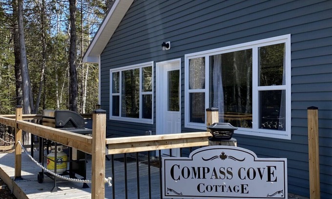 Saint Croix Cottage | Compass Cove Cottage on tidal river
