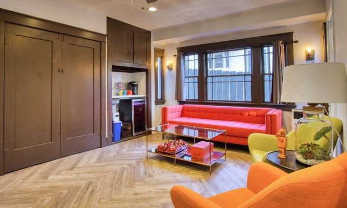 Grant Hill House | Completely Remodeled PepperTree Craftsman