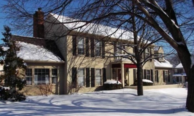 Cumberland Condo | Condo, 5 min from Brave stadium restaurant's
