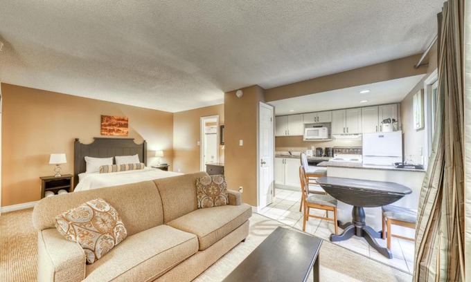 Craigleith Hotel | Condo 903 at North Creek Resort