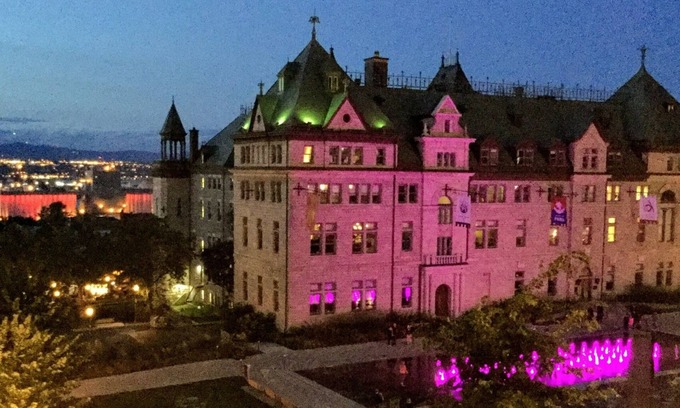 Old Quebec Apartment | Condo Méribel Vieux-Quebec! 2100 ft., n3 bedrooms, Free inside parking, BBQ.
