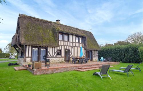 Bonneville-la-Louvet House | Confortable Maison Normande