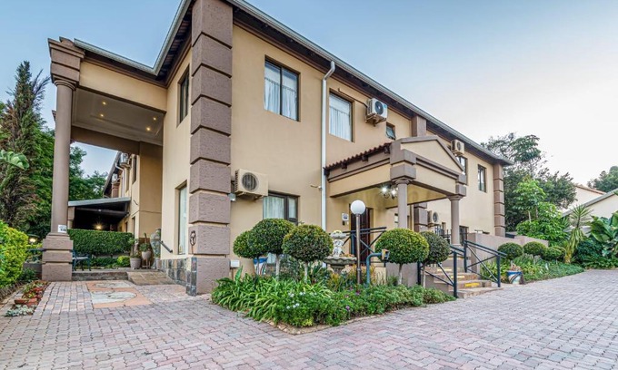 Constantia Park House | Constantia Manor Guest House