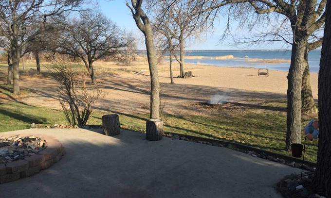 Pigeon Cottage | Contactless Check In - Sand Point Private Lake/Beachfront Cottage