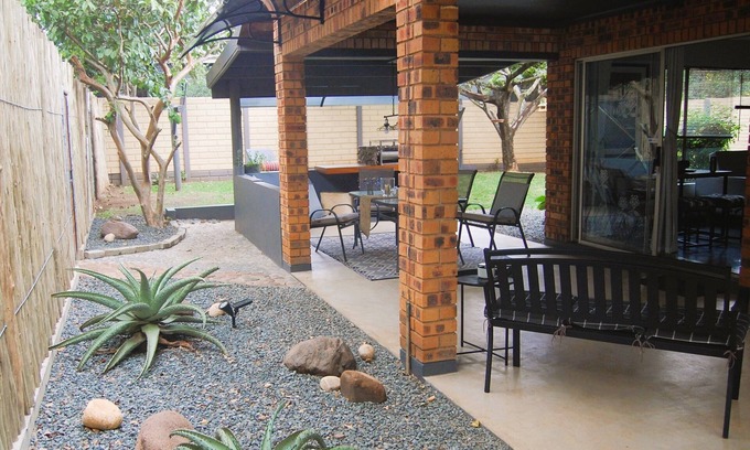 Hluhluwe Apartment | Contemporary and private self-catering apartment