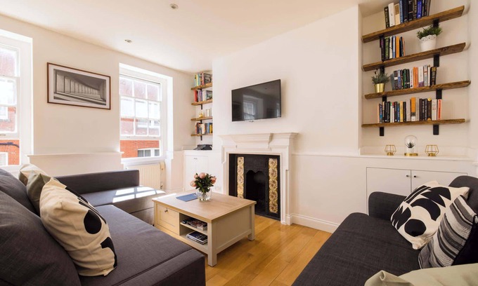 Bloomsbury Apartment | Contemporary Apartment in Central Bloomsbury