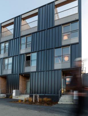 Te Aro Apartment | Contemporary City Studio