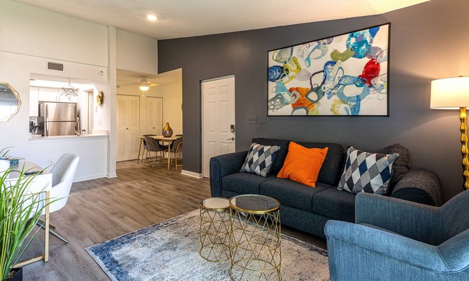Survey Creek Apartment | ∰ Contemporary Extended stay ∰ King Bed ∰ Near Hospitals - Cantena