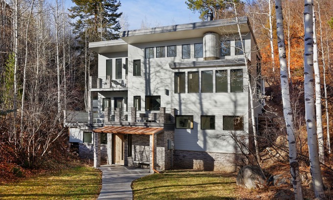 Mountain Valley House | Contemporary Mountain Bliss in ASPEN