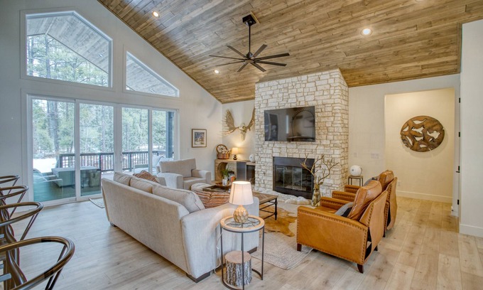 Torreon House | Contemporary Mountain Home in Gated Torreon Community!
