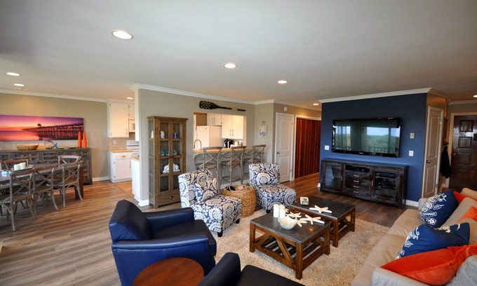 San Clemente Condo | Contemporary South County Escape Walking Distance To Beach