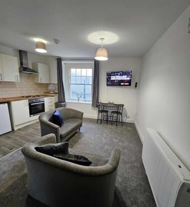 Neath Apartment | Contractor Room - Kitchen - Central Spot