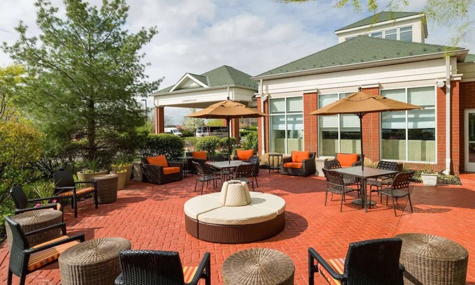 Hopelawn Hotel | Convenient Location w/Free Parking & Fitness Center, Minutes to Roosevelt Park