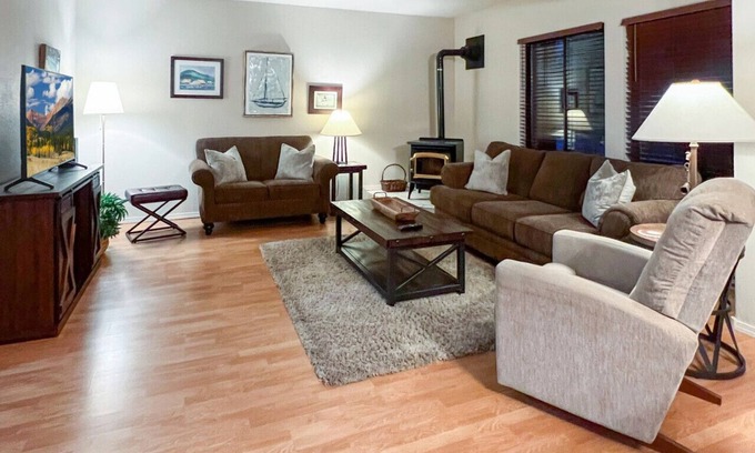 McCall Villa | Convenient Townhome Near Downtown McCall