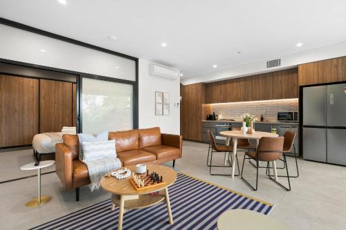 Coogee Apartment | Coogee Beachside Hideaway #3 - Private 1BR, Pet Friendly Retreat