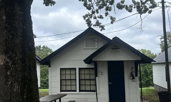 Cookson Cabin | Cookson Resort - Tenkiller Cabin #2