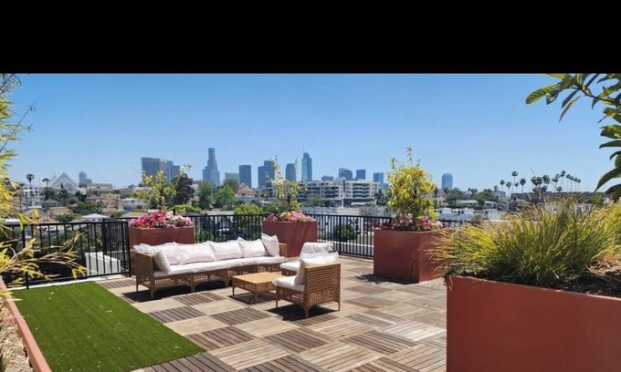 Historic Filipinotown Apartment | Cool apartment with AC in vibrant Los Angeles