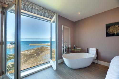 Seahouses Apartment | Coot's Nest Seahouses
